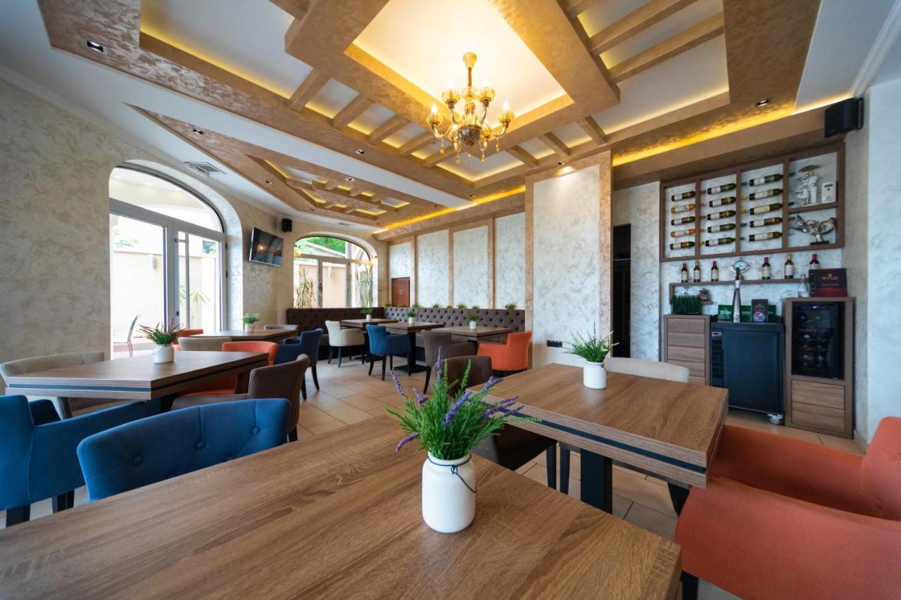 Garni Hotel Royal Crown Subotica Exteriér fotografie